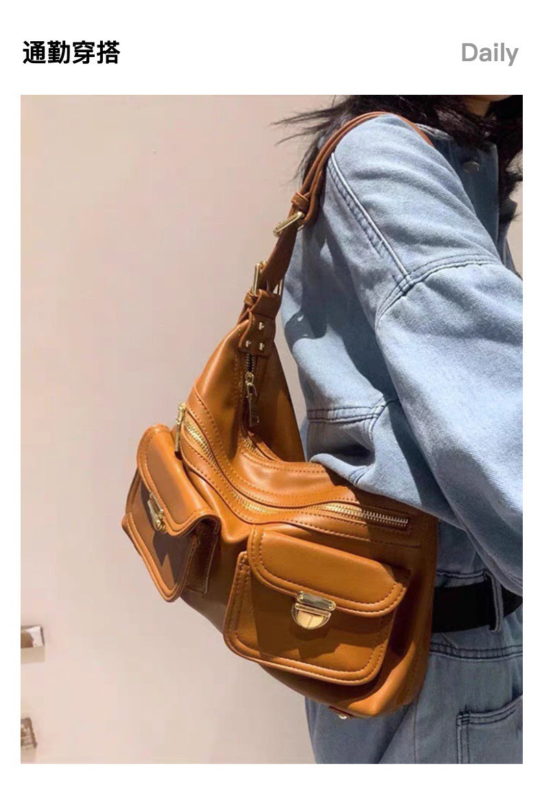 Vegetable-Tanned Leather Shoulder Bag