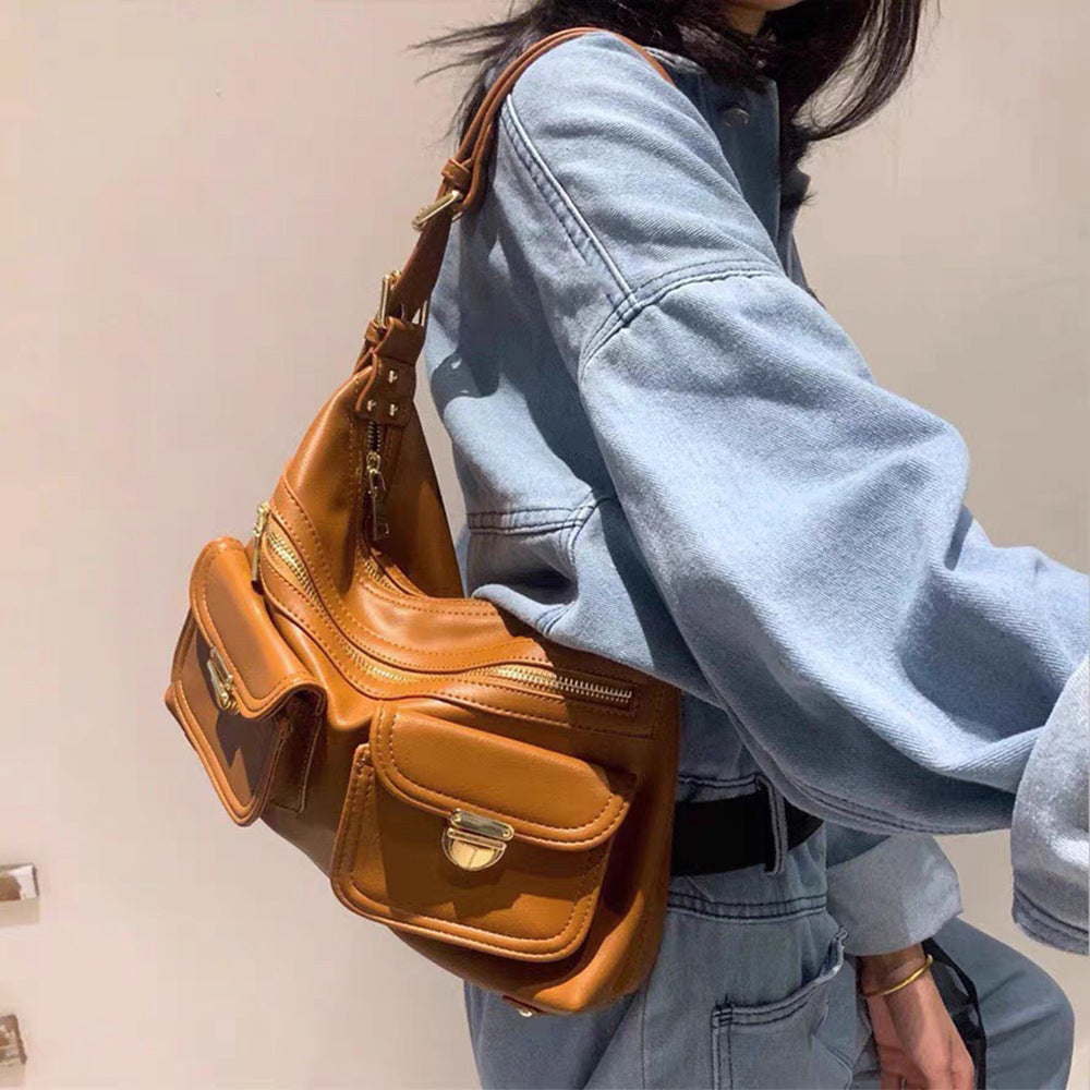 Vegetable-Tanned Leather Shoulder Bag