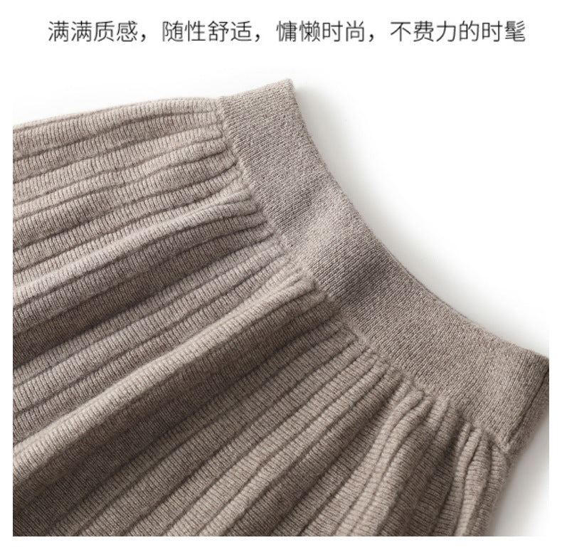 Women’s Wool Pleated Skirt