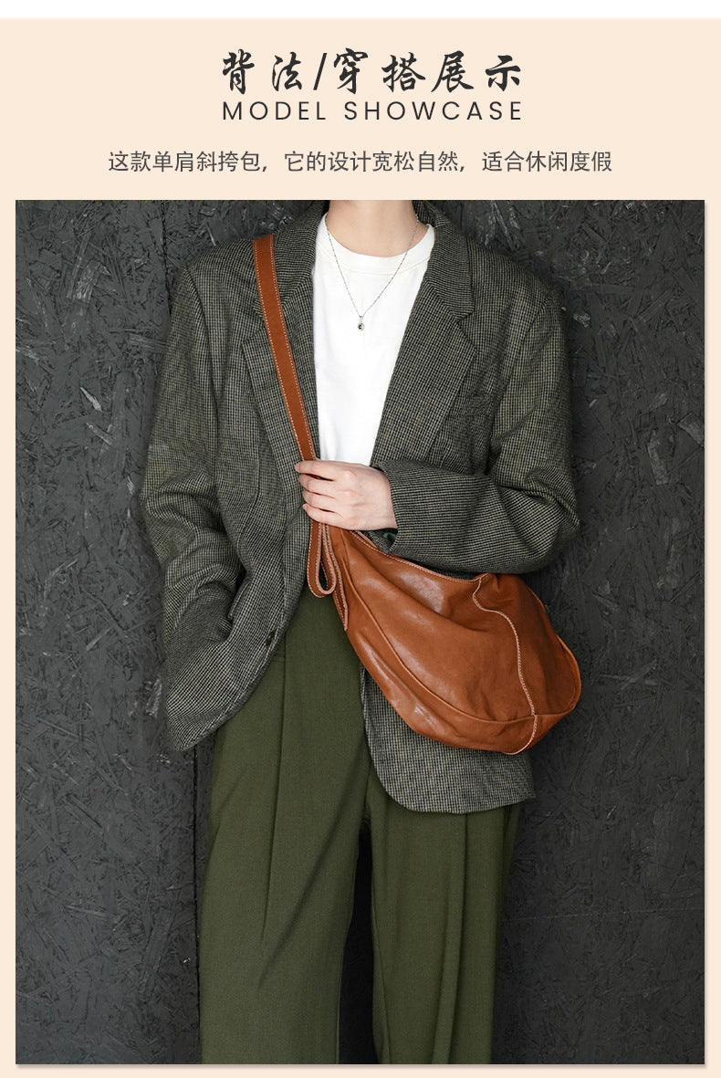 Vegetable-Tanned Leather Shoulder Bag