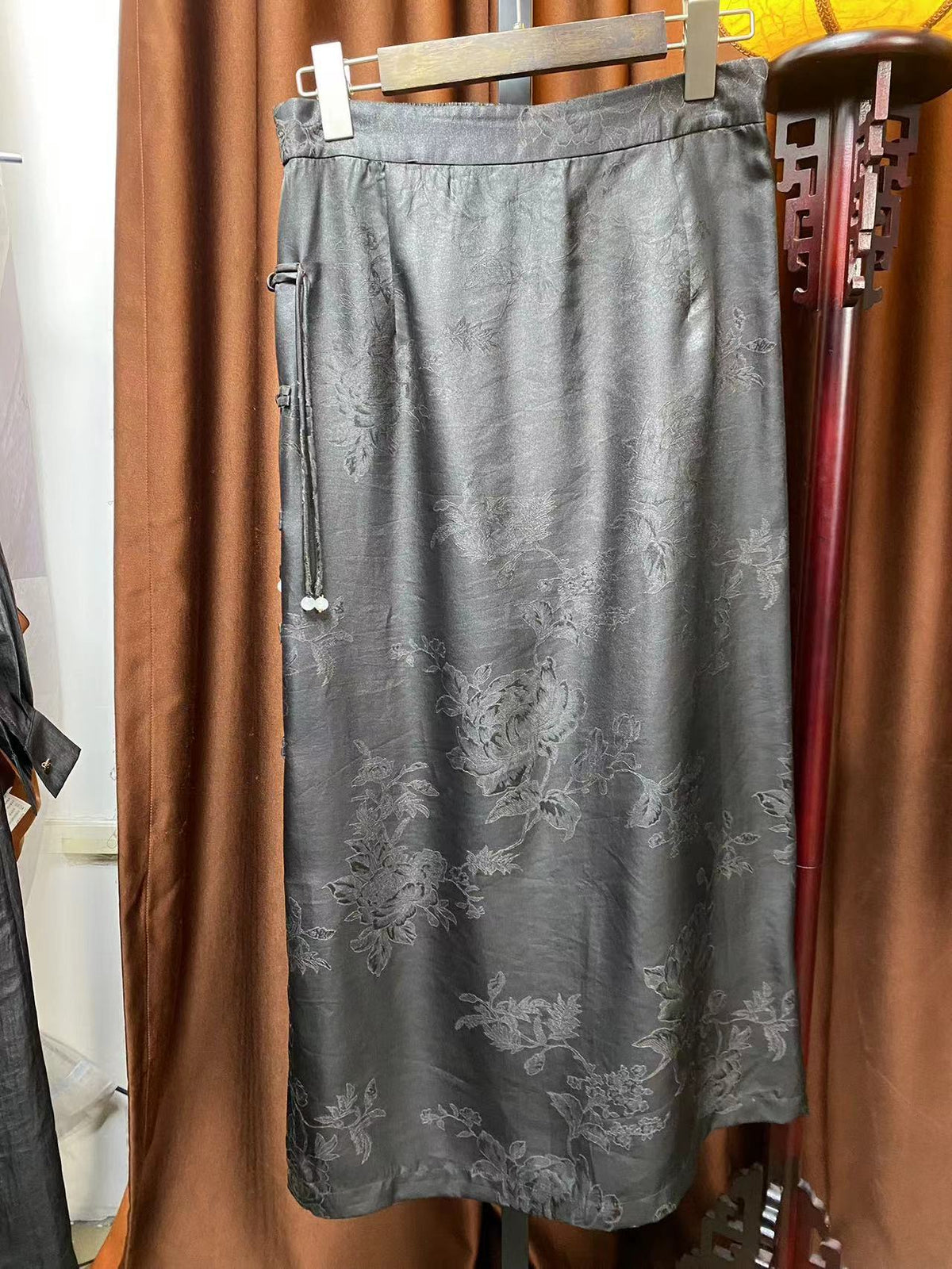 Women’s Mulberry Silk Jacquard Skirt