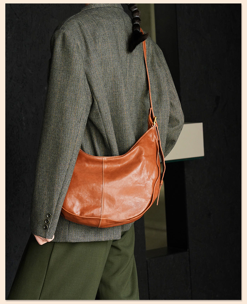 Vegetable-Tanned Leather Shoulder Bag