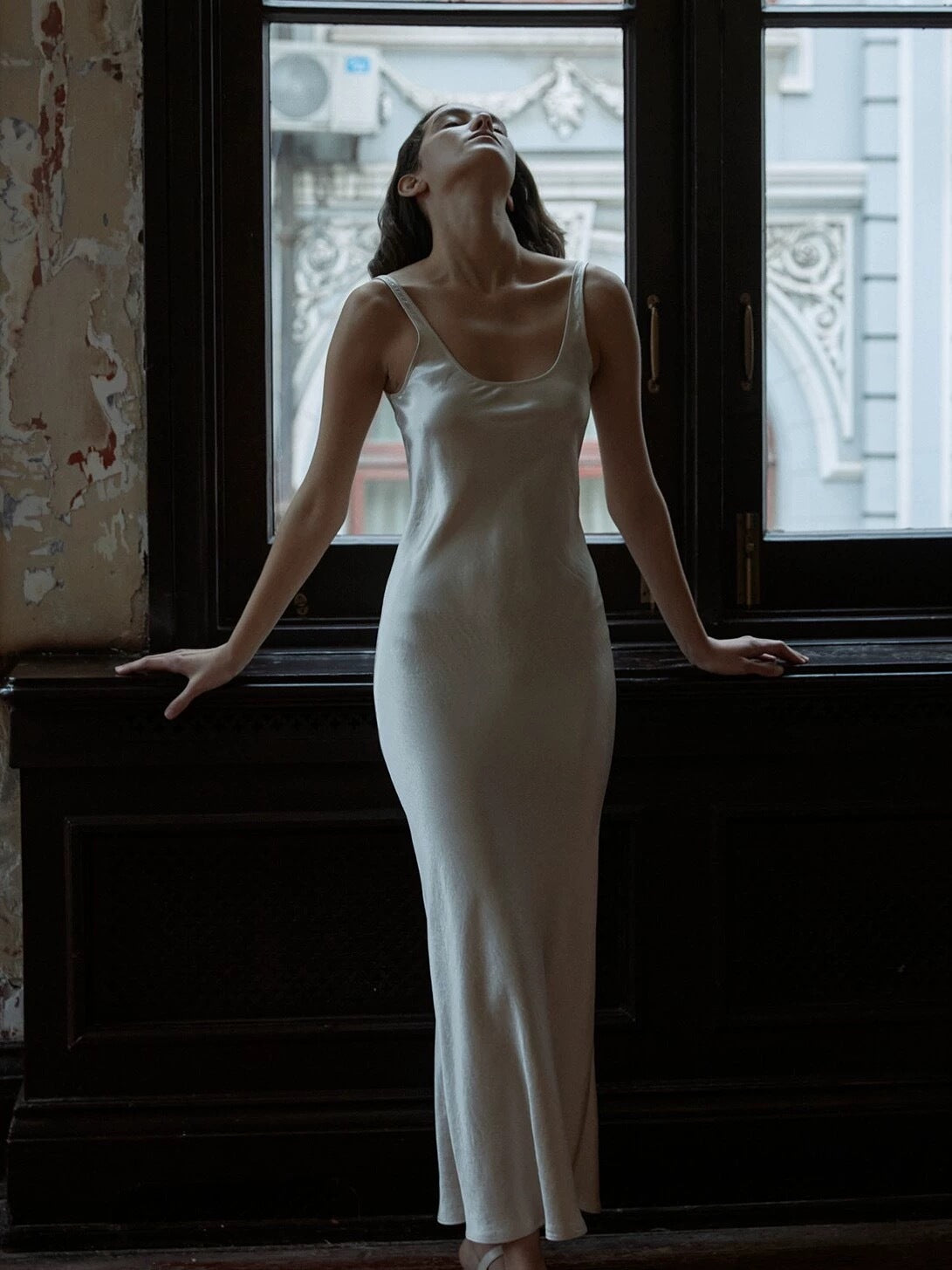 Women’s Pleated Satin Maxi Dress