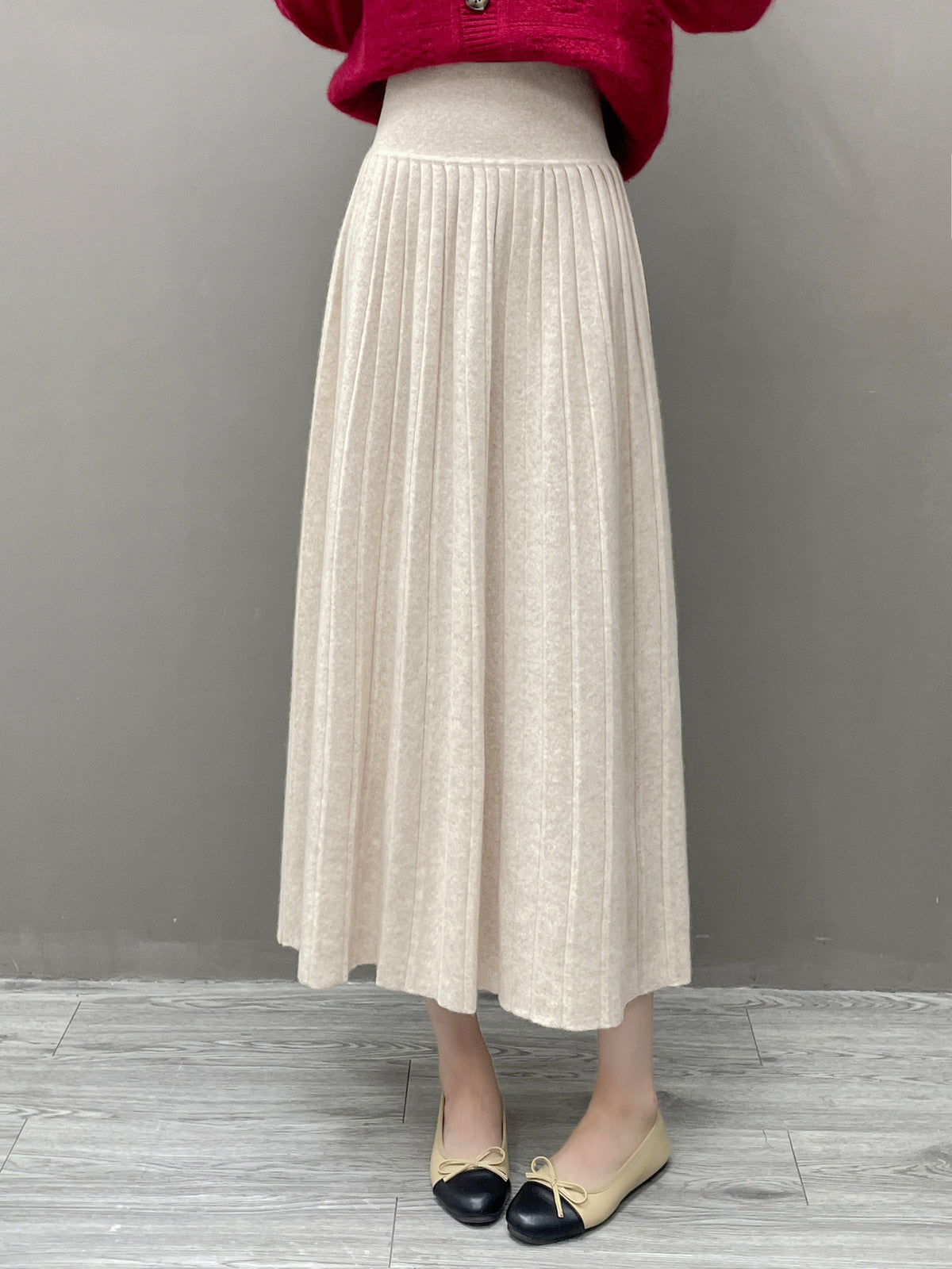 Women’s Cashmere-Wool Pleated Skirt